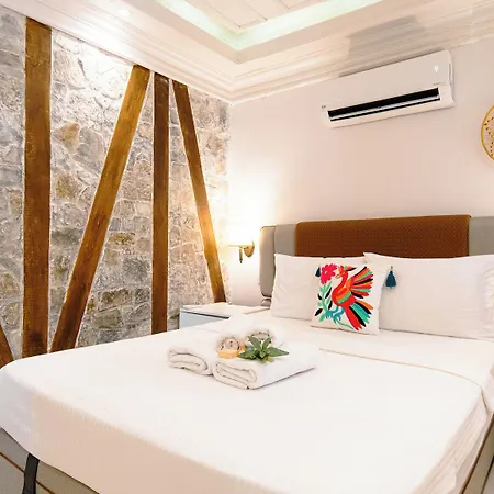 Hotel Katina 4*